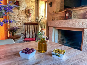 OLIVE LAND - ΓΗ ΤΗΣ ΕΛΙΑΣ / STONE VILLA.